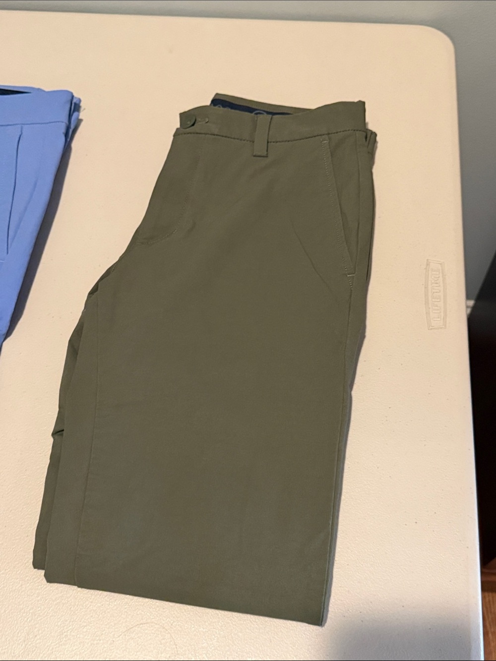 Vineyard Vines Performance 28x 30 Olive Green Men's/Teen Boy Chinos